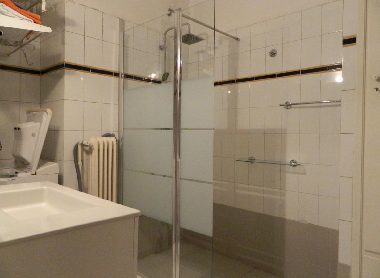 Elegant 3bd In Kolonaki Apartment Athens